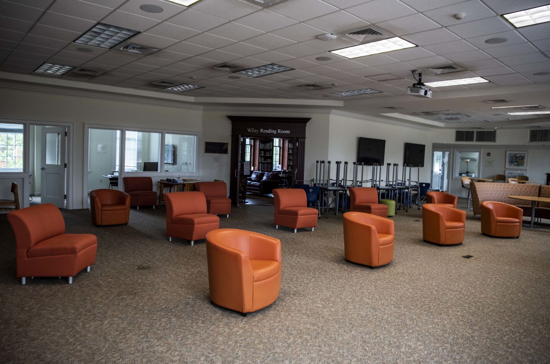 Virginia Episcopal School prepares for students return